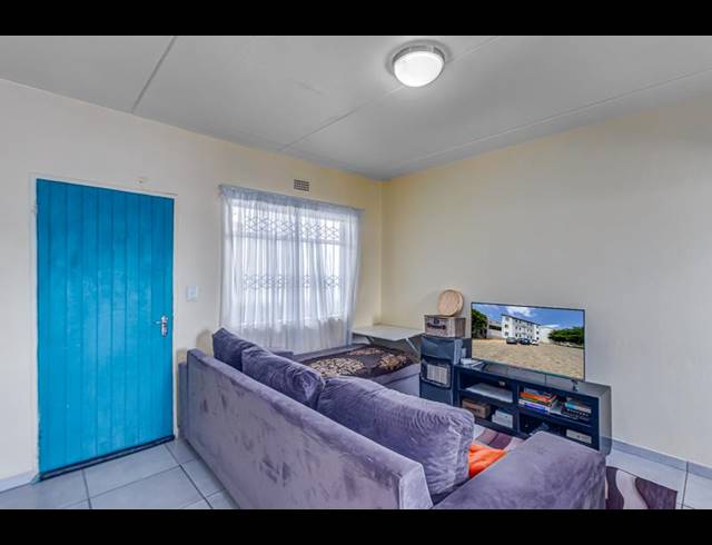 2 BEDROOM APARTMENT FOR SALE IN FLEURHOF